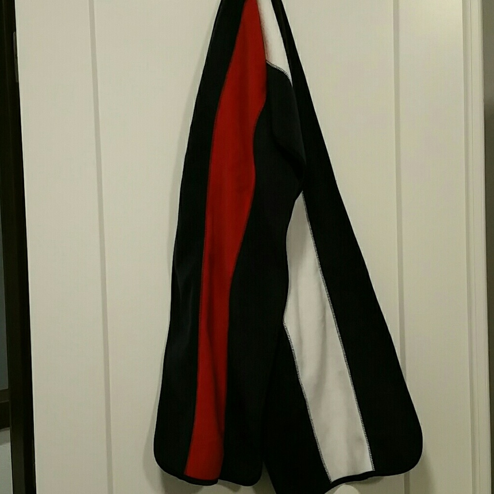 Tommy Hilfiger logo scarf